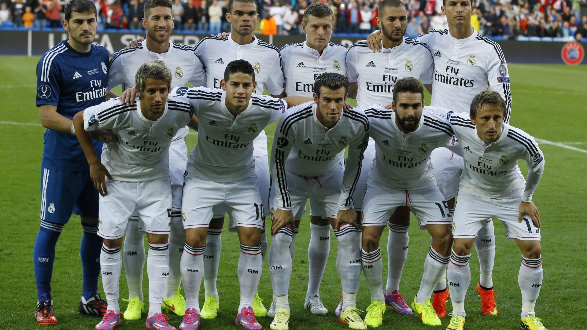 Faker巅峰时刻操作震撼全场，faker巅峰期为什么这么长